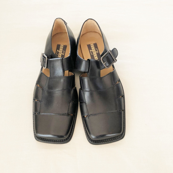 Sandals mens new size 7.5M Zengara leather buckle